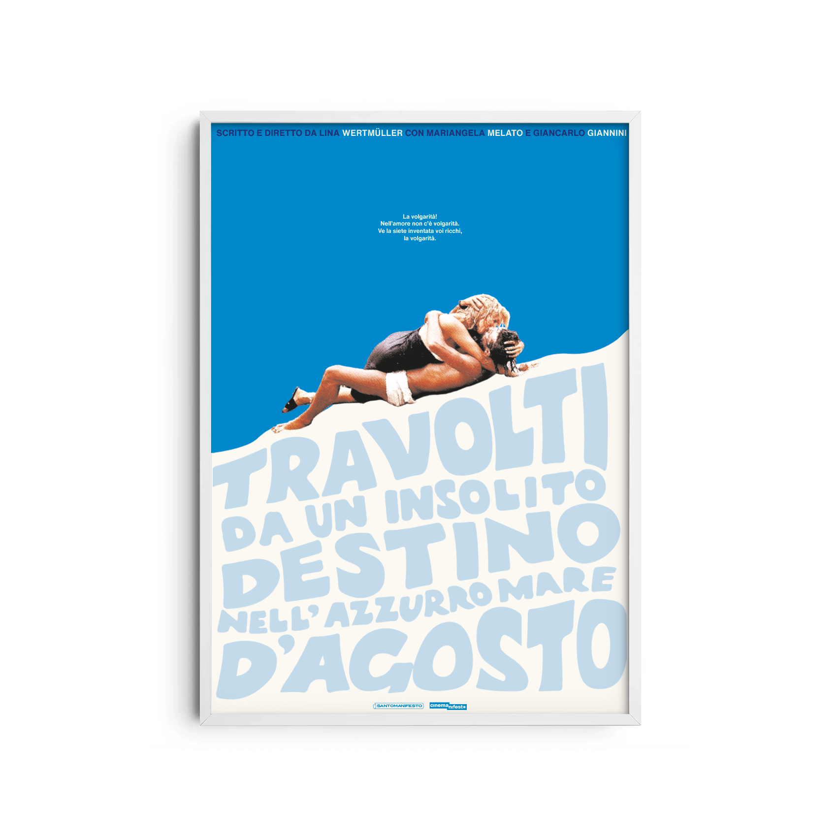 Travolti da un insolito destino nell'azzurro mare di agosto